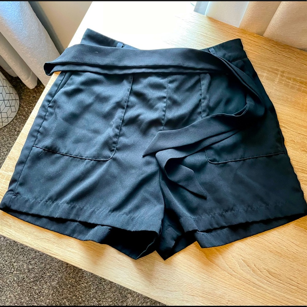 Simple Dress Shorts